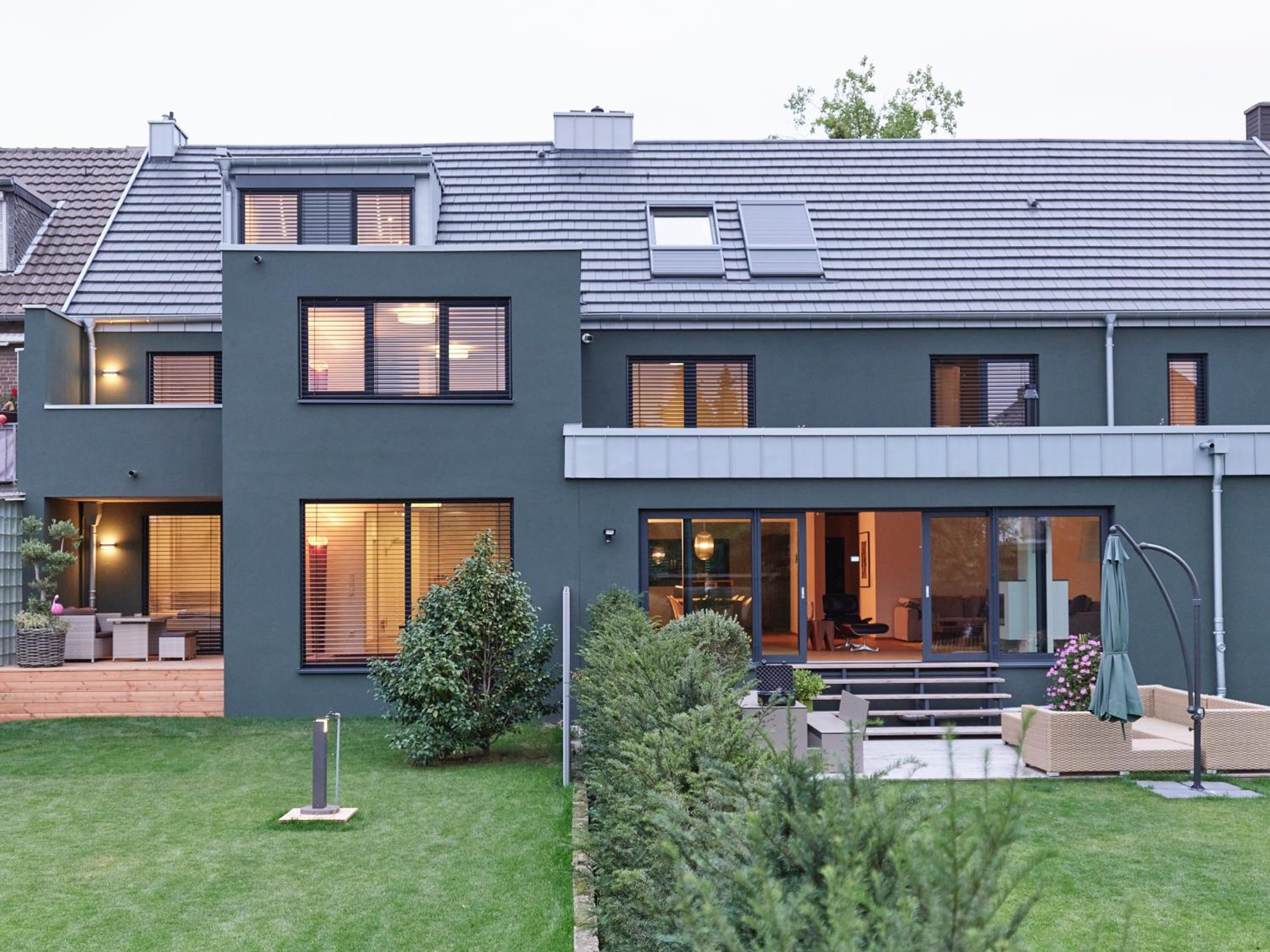 B26 Apartments in Willich am Abend