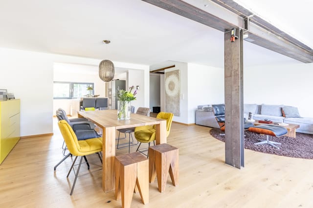 Villa mit Pool – Foto 7