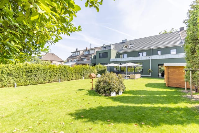 Villa mit Pool – Foto 21